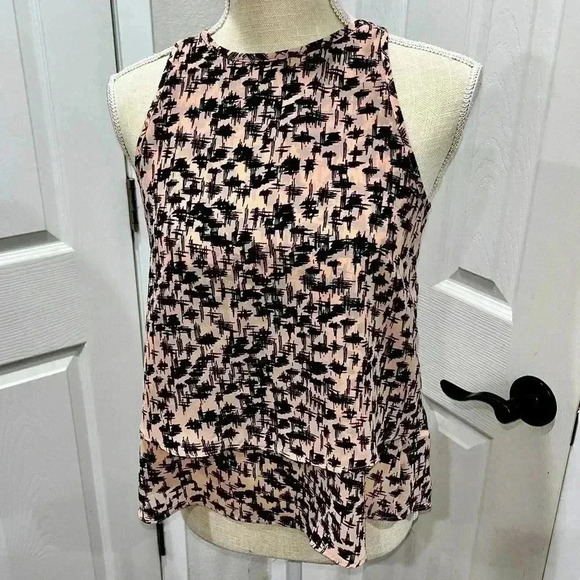Banana Republic sleeveless abstract print zip back layered top, tank, shirt - Picture 1 of 12